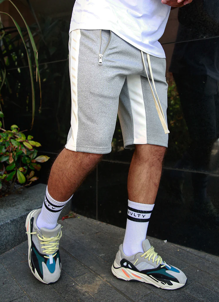 Logo Socks - White - Image 4
