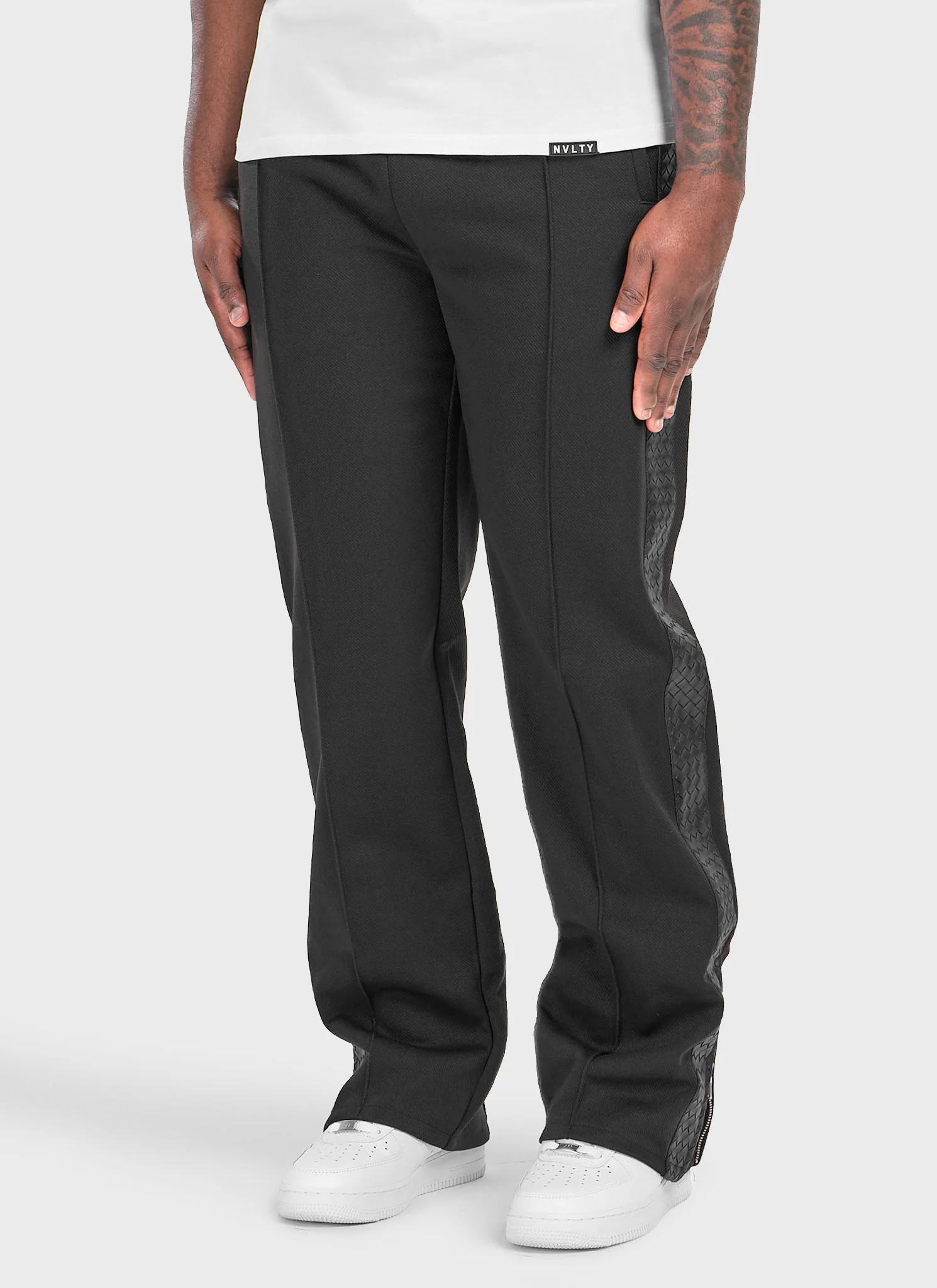 Twill Interlock Pleat Pants - Black - Image 5